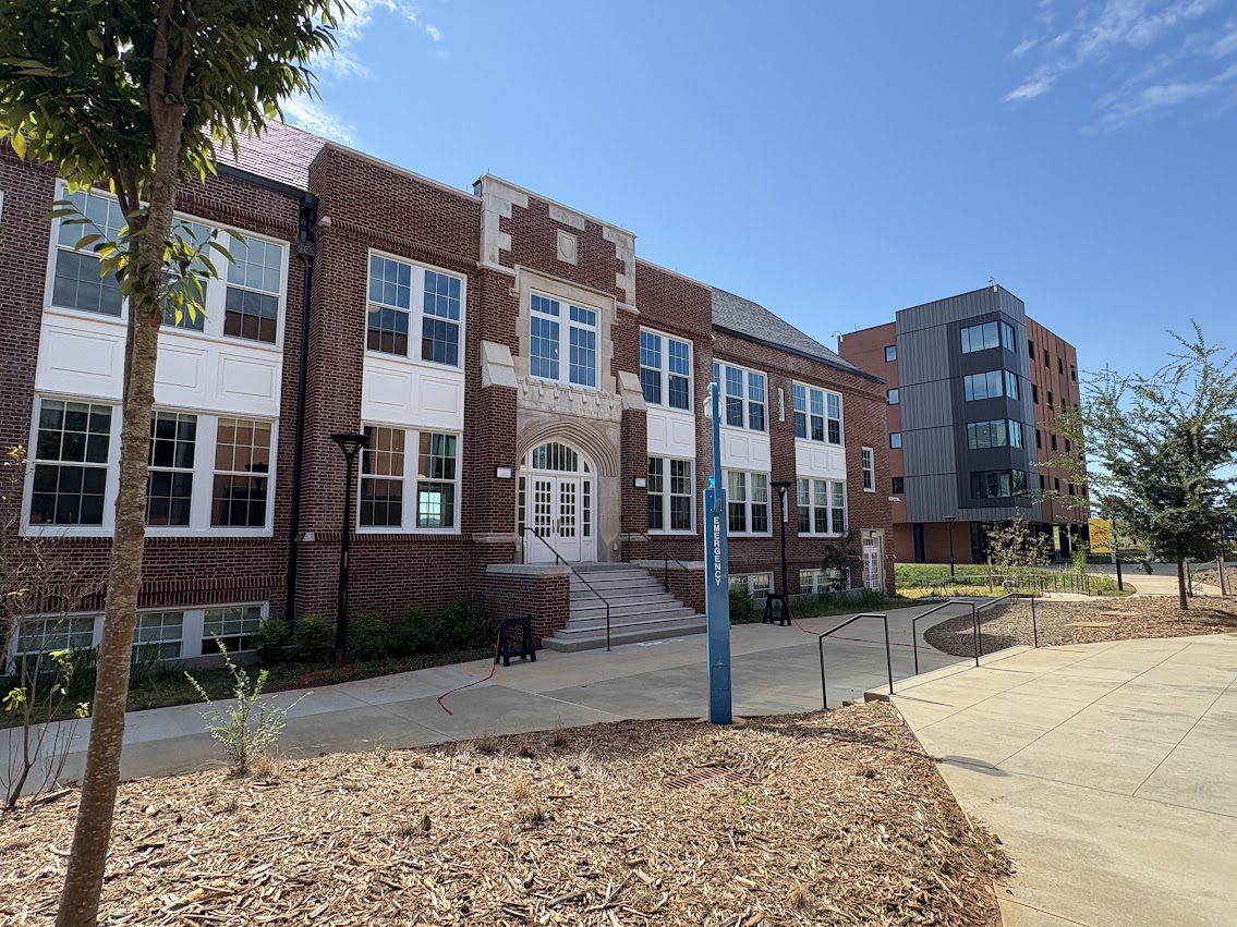 Longfellow Life Sciences Building Entry